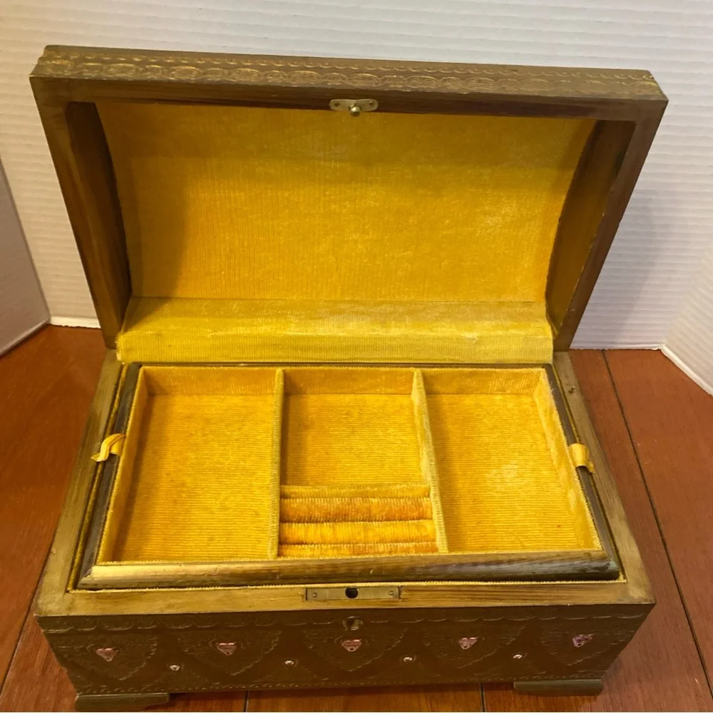 VTG Tislo Japan Hand Painted Wood Musical Jewelry Box 11x6” Works